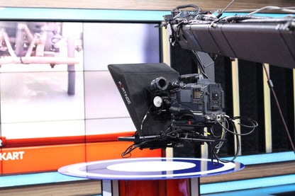 15" HIGH BRIGHTNESS CRANE TELEPROMPTER with SDI IN/OUT